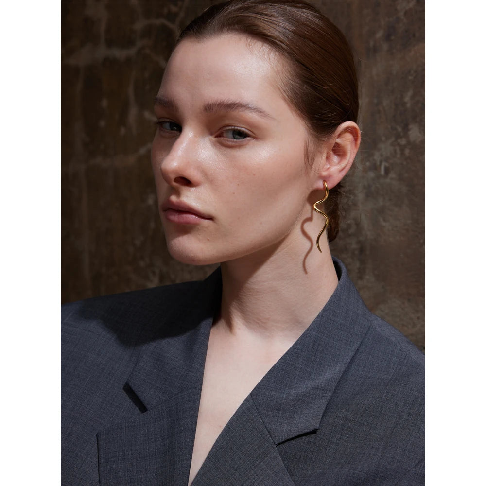 Naia Spiral earrings