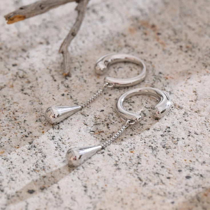 Luma Water Drop Ear Cuff