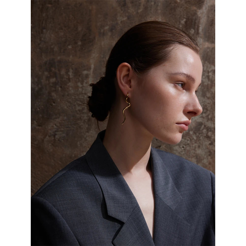 Naia Spiral earrings