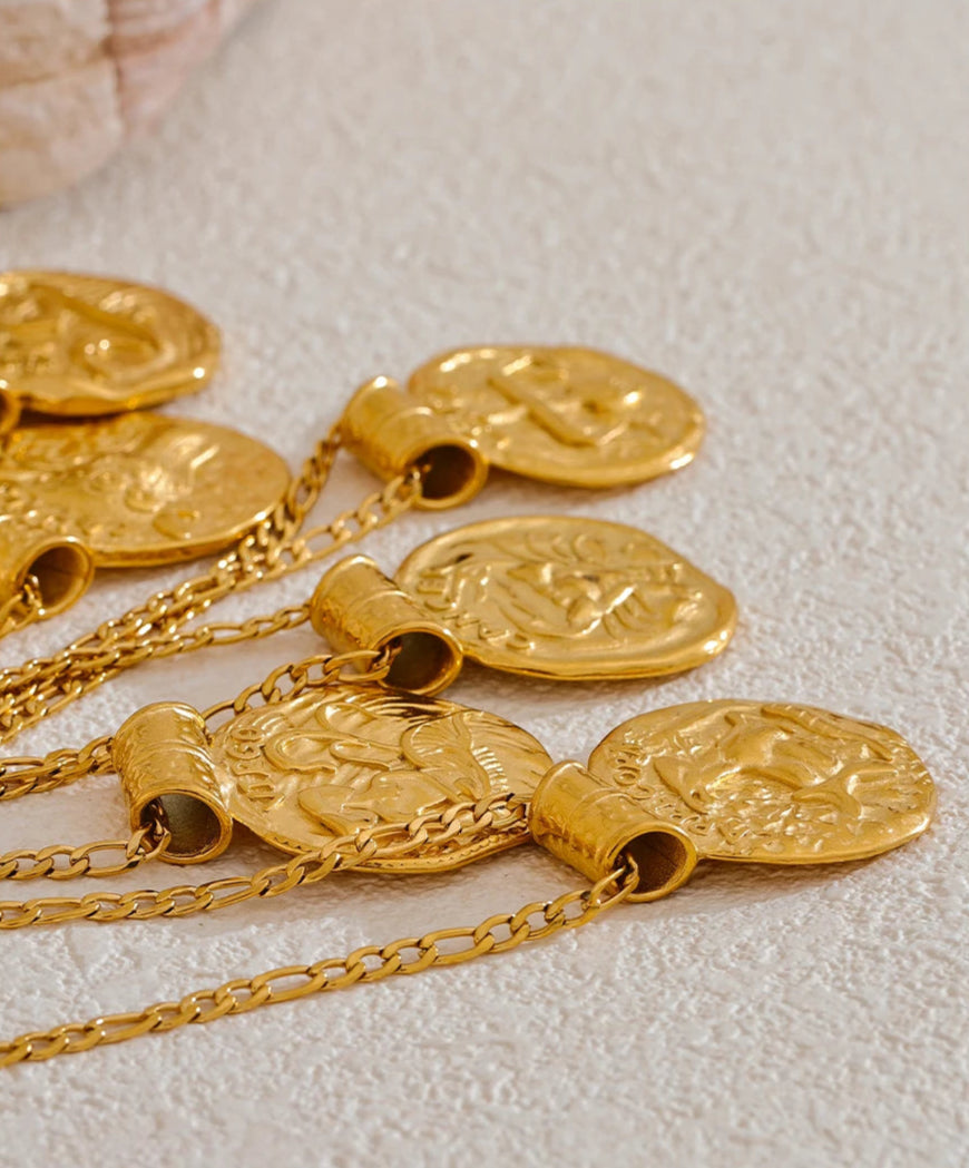 Amaru Zodiac Astrology Pendant